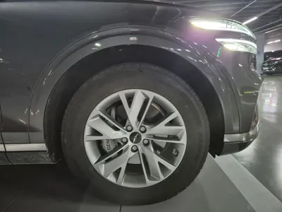 Genesis GV70 2025, 9576 км, за 33224.77 USD - фото 8