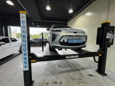 ChevroletGMDaewoo 볼트 EUV · 2023 год
