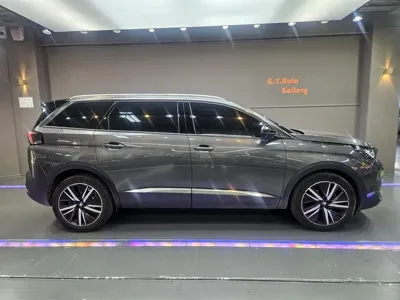 Peugeot 5008 2024, 29050 км, за 17517.2 USD