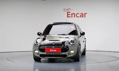 MINI Cooper 2019, 63902 км, за 13022.89 USD