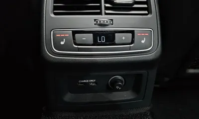 Audi A4 2021, 33690 км, за 16946.92 USD - фото 18