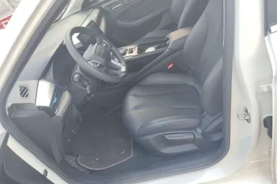Roewe ei5 2021, 10300 км, за 11602 USD - фото 17