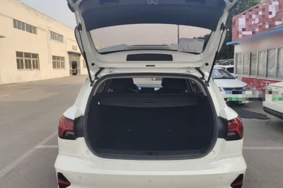 Roewe ei5 2021, 10300 км, за 11602 USD - фото 22