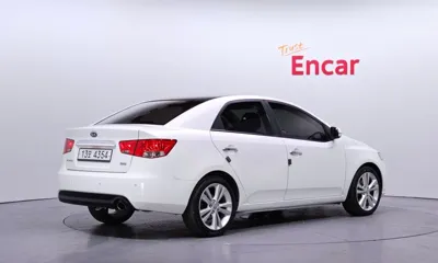 Kia Porte 2011, 132136 км, за 1652.57 USD