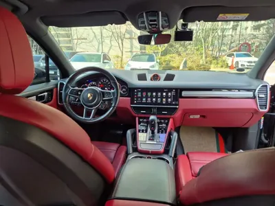 Porsche Cayenne 2023, 46000 км, за 64169.42 USD - фото 6