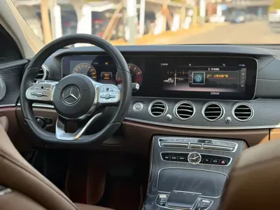 Mercedes-Benz E-Class 2019, 130000 км, за 26919.8 USD - фото 20