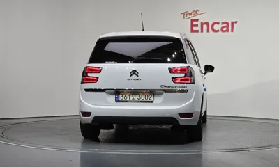 Citroen-DS C4 SpaceTourer 2021, 55471 км, за 10011.05 USD