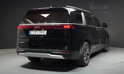 Kia Canival 2023, 35986 км, за 16214.1 USD
