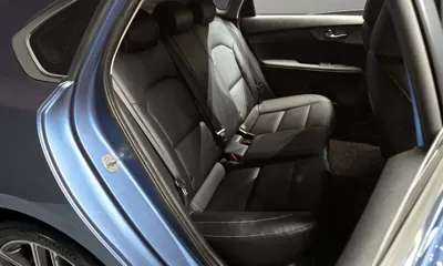 Kia K3 2019, 81047 км, за 8139.61 USD - фото 11