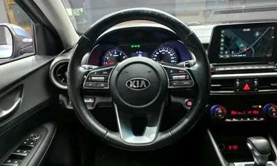 Kia K3 2019, 81047 км, за 8139.61 USD - фото 13