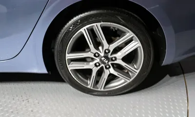 Kia K3 2019, 81047 км, за 8139.61 USD - фото 21