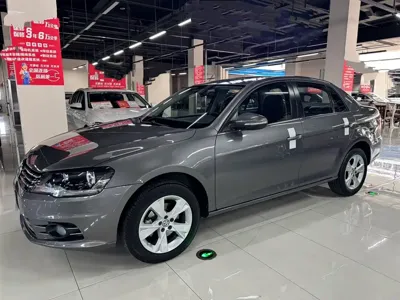 Volkswagen Bora 2013, 99000 км, за 3723.45 USD