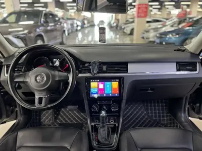 Volkswagen Bora 2013, 99000 км, за 3723.45 USD