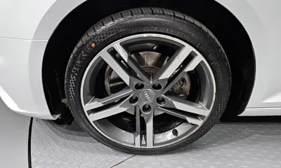 Audi A4 2019, 46222 км, за 13214.4 USD