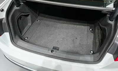Audi A4 2019, 46222 км, за 13214.4 USD - фото 20