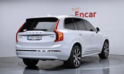 Volvo XC90 2025, 10893 км, за 48886.68 USD