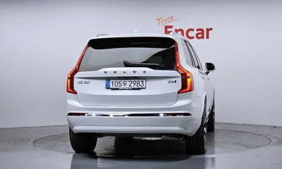Volvo XC90 2025, 10893 км, за 48886.68 USD
