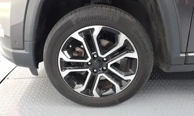 Jeep Compass 2022, 64877 км, за 14873.09 USD