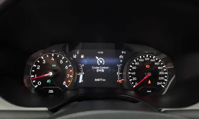 Jeep Compass 2022, 64877 км, за 14873.09 USD - фото 8