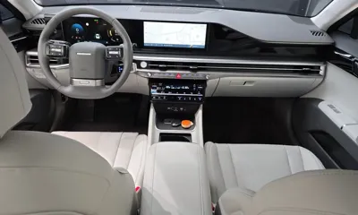 Hyundai Grandeur 2025, 7404 км, за 23342.03 USD - фото 7
