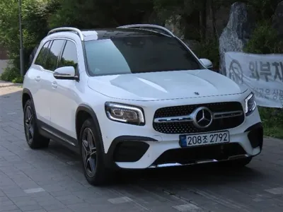 Mercedes-Benz GLB-Class 2023, 48000 км, за 25045.56 USD