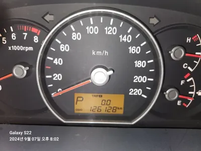 Kia Carens 2008, 126128 км, за 2535.27 USD - фото 7