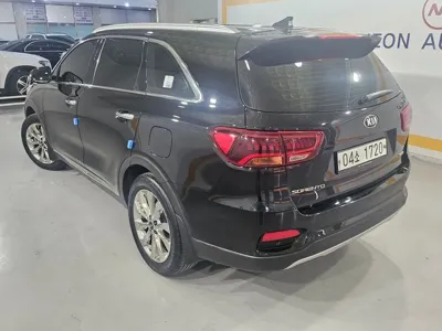 Kia Sorento 2019, 183311 км, за 10083.28 USD