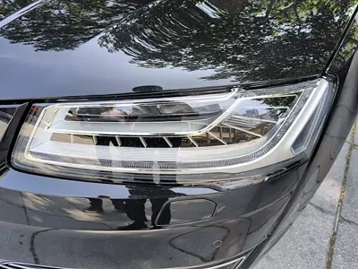 Audi A8 2017, 48700 км, за 30826.36 USD