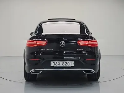 Mercedes-Benz GLC-Class 2017, 68277 км, за 18701.59 USD