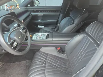 Genesis G90 2022, 30021 км, за 20984.2 USD