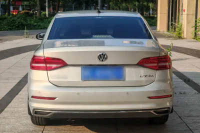 Volkswagen Lavida 2019, 52000 км, за 9168 USD