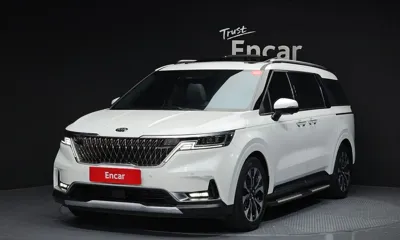 Kia Canival · 2021 год