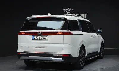 Kia Canival 2021, 59266 км, за 18687.59 USD