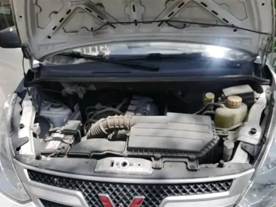 Wuling Rongguang V