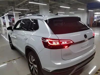 Volkswagen Tayron 2021, 79200 км, за 11962.69 USD