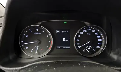 Hyundai Avante 2016, 126984 км, за 5395.56 USD - фото 8