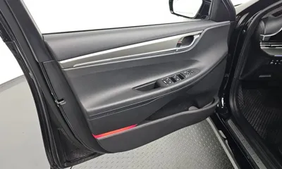 Hyundai Grandeur 2023, 105397 км, за 15302.46 USD - фото 24