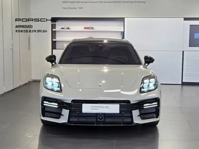 Porsche Panamera 2025, 4242 км, за 132247.63 USD