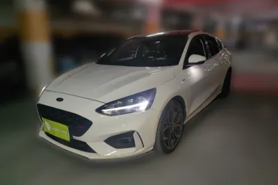 Ford Focus · 2021 год