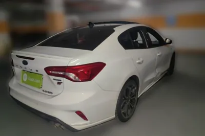 Ford Focus 2021, 53700 км, за 10686 USD