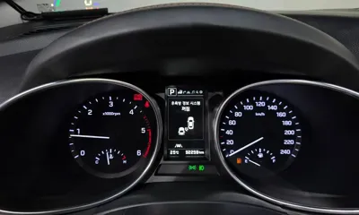 Hyundai Santafe 2018, 92259 км, за 10437.18 USD - фото 8