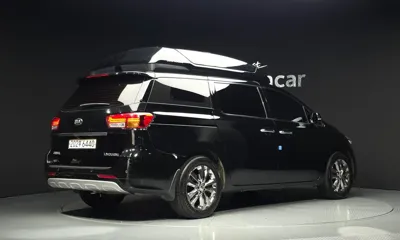 Kia Canival 2017, 130699 км, за 6039.12 USD