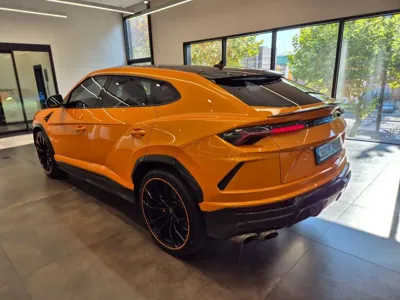 Lamborghini Urus 2022, 29500 км, за 221498.49 USD