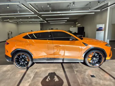 Lamborghini Urus 2022, 29500 км, за 221023.13 USD - фото 8