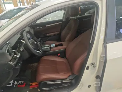 Honda Civic 2020, 35400 км, за 9314.12 USD - фото 15
