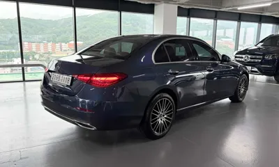 Mercedes-Benz C-Class 2025, 12000 км, за 28623.5 USD