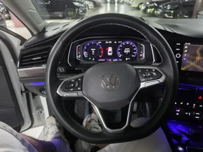 Volkswagen Jetta 2024, 57523 км, за 16148.98 USD