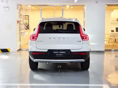 Volvo XC40 2026, 1065 км, за 27972.96 USD
