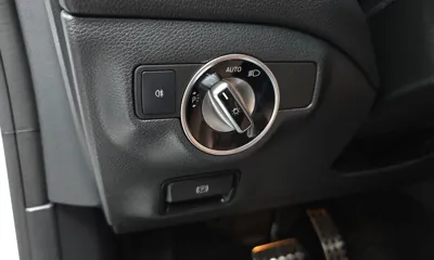 Mercedes-Benz CLA-Class 2019, 91956 км, за 16016.8 USD - фото 27