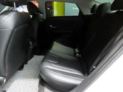 Hyundai Avante 2021, 35603 км, за 11130.54 USD - фото 11